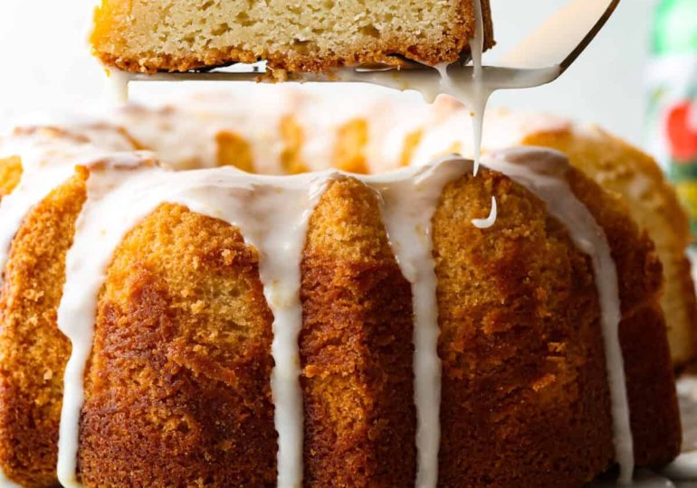 7UP Bundt Cake