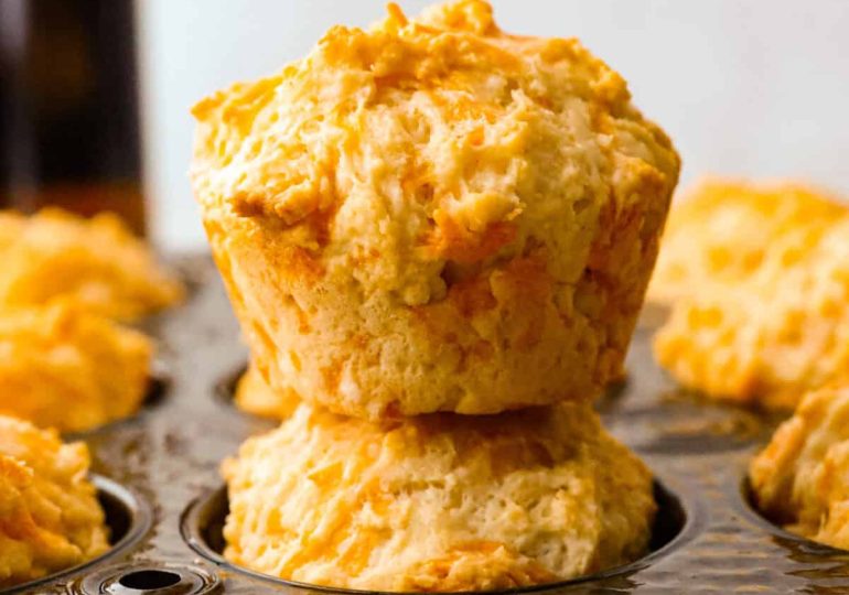 Cheesy Beer Bread Muffins