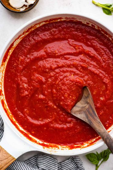 The Easiest Homemade Marinara Sauce