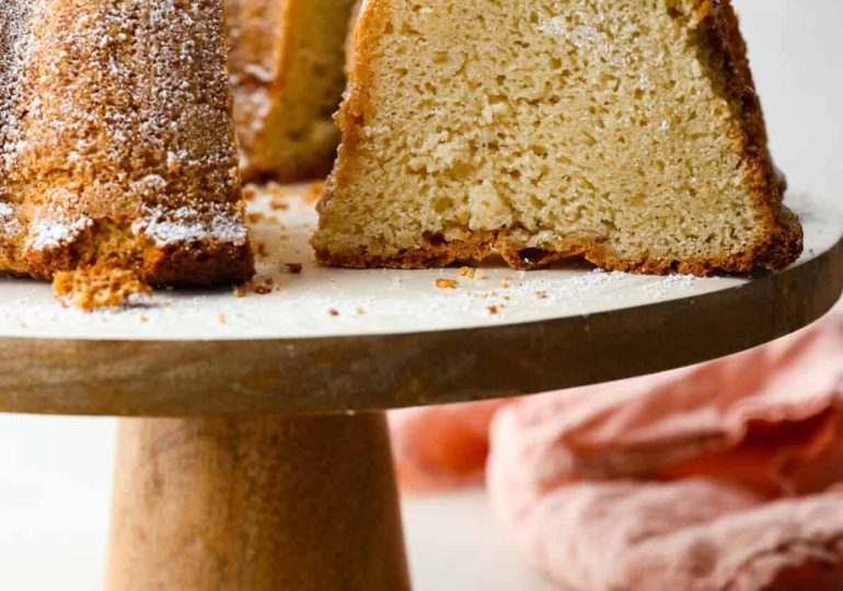 Classic Sour Cream Pound Cake
