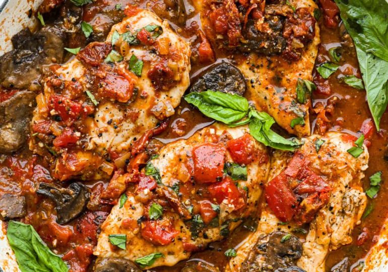 Tuscan Garlic Skillet Chicken