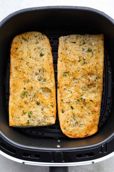 Air Fryer Garlic Bread