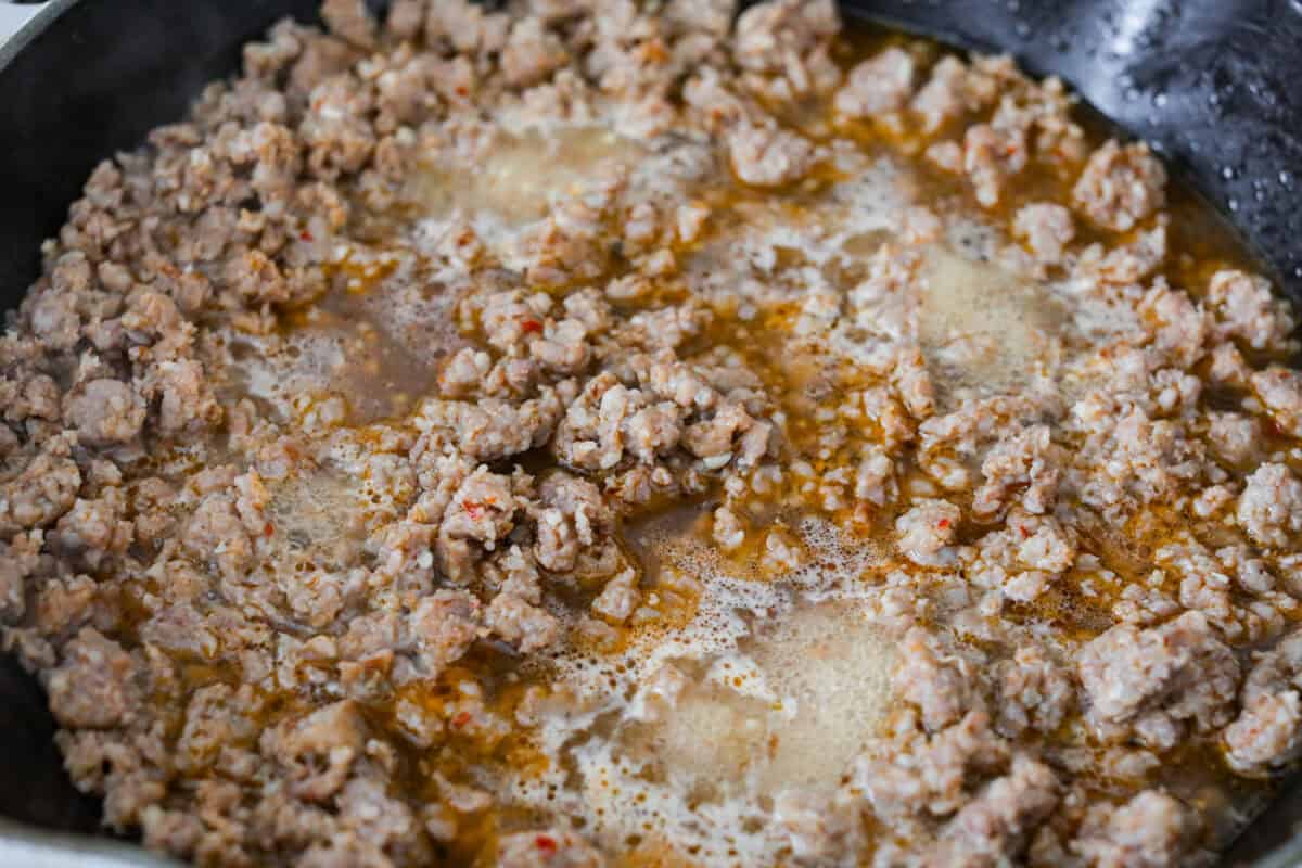 If you love a creamy pasta with big flavor, this creamy sausage spaghetti needs to be on your menu. Smoked Gouda adds depth, the sausage brings a little heat, and fresh basil adds brightness. Simple ingredients, quick to make, and always a hit! Garlic and chicken broth added to the sausage.