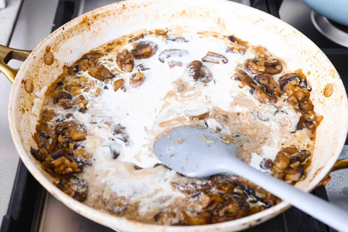 This chicken Diane takes everything you love about steak Diane and turns it into an easy chicken dinner. One skillet, a rich creamy mushroom sauce, and tons of flavor in every bite! Cream, lemon, dijon and Worcestershire sauce added to the sauce.