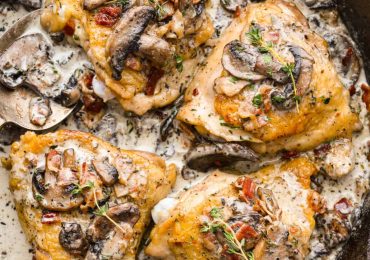 Creamy Bacon Mushroom Thyme Chicken