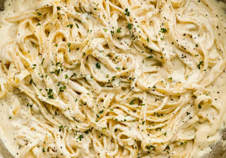 The Best Homemade Alfredo Sauce Recipe Ever!