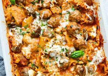 Lazy Meatball Lasagna