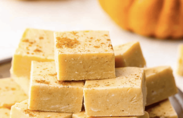 4-Ingredient Pumpkin Fudge