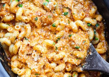 Crockpot Creamy Chicken Pasta