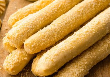 Copycat Little Caesars Crazy Bread