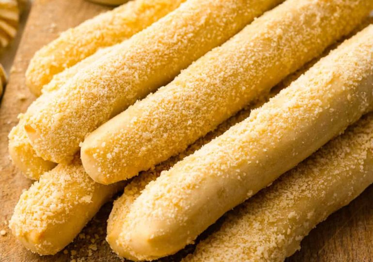 Copycat Little Caesars Crazy Bread